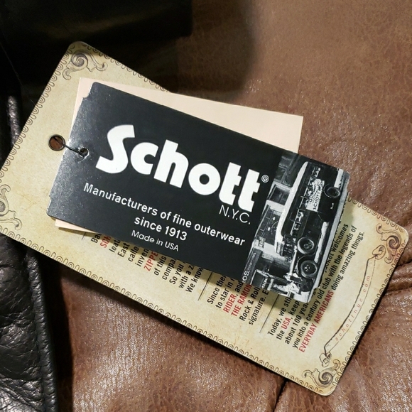 Schott NYC Perfecto Men's Leather Delivery Jacket, New With Original Tags. - Picture 6 of 11